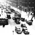 Tramways sur la rue Saint-Antoine, 1946