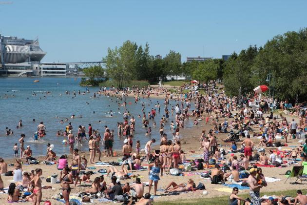 Photo of Jean-Doré beach at Jean-drapeau Park. Credit Gilles Proulx